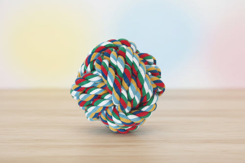JUGUETE PELOTA NUDOS 6cm.
