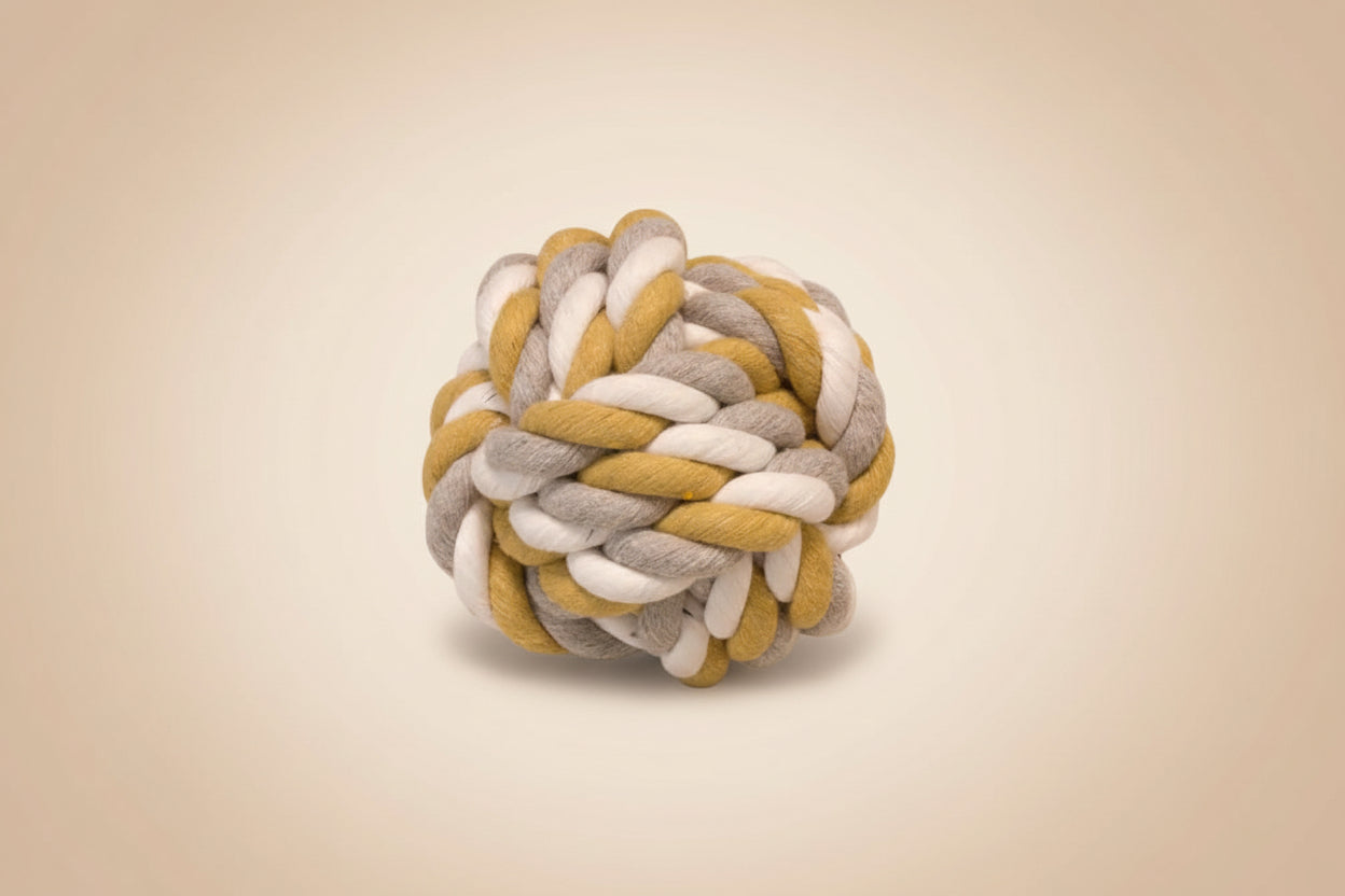 PELOTA NUDOS 10cm.